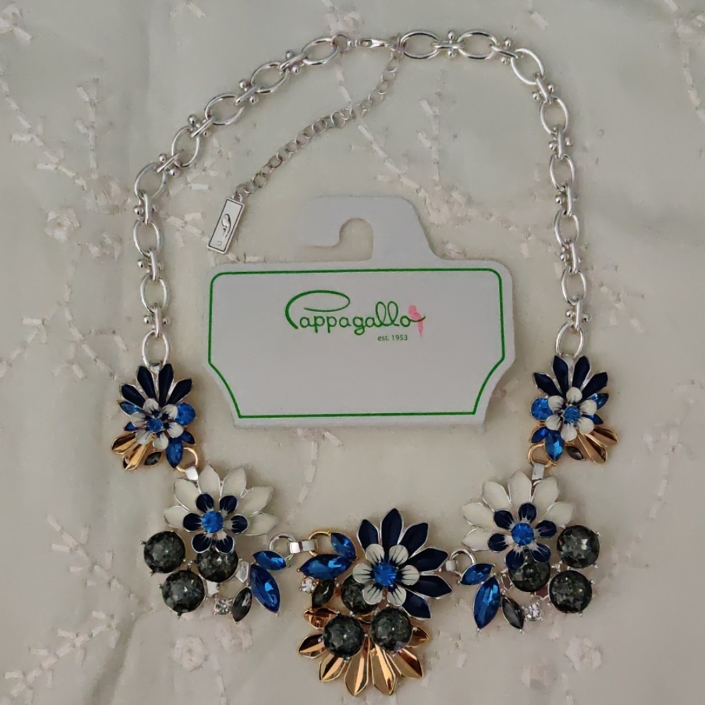 Pappagallo Statement Necklaceπππ - Picture 3 of 4